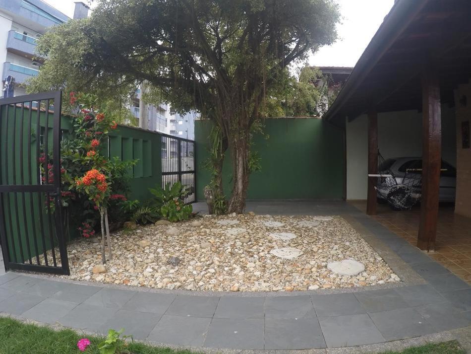 Casa No Itagua Proximo A Orla Apartamento